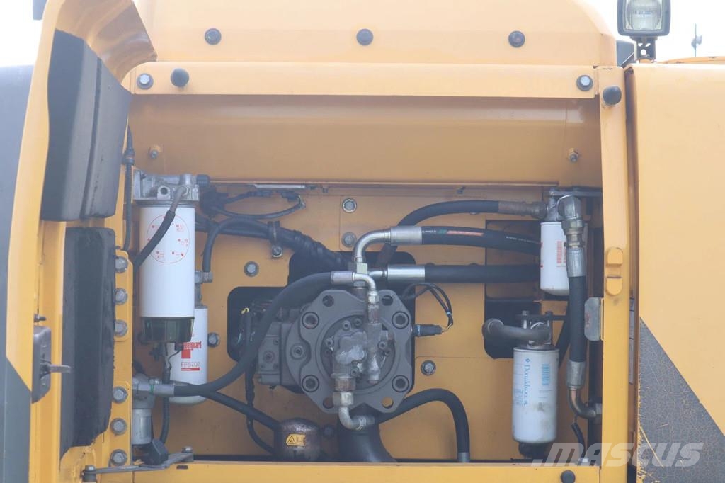 Volvo EC220D L EC 220 DL | BUCKET | QUICK COUPLER | CENT Rupsgraafmachines