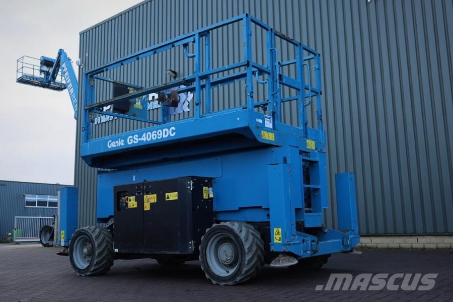 Genie GS4069 Electric, 14m Working Height, 363kg Capacit Scissor lifts