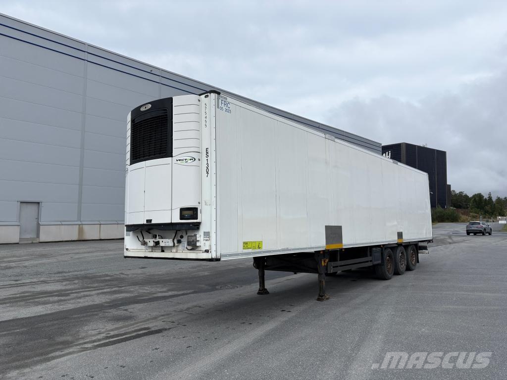 Schmitz Cargobull Trailer Reefer Flower Width & Dual Temp & Double S Semirimorchi a temperatura controllata