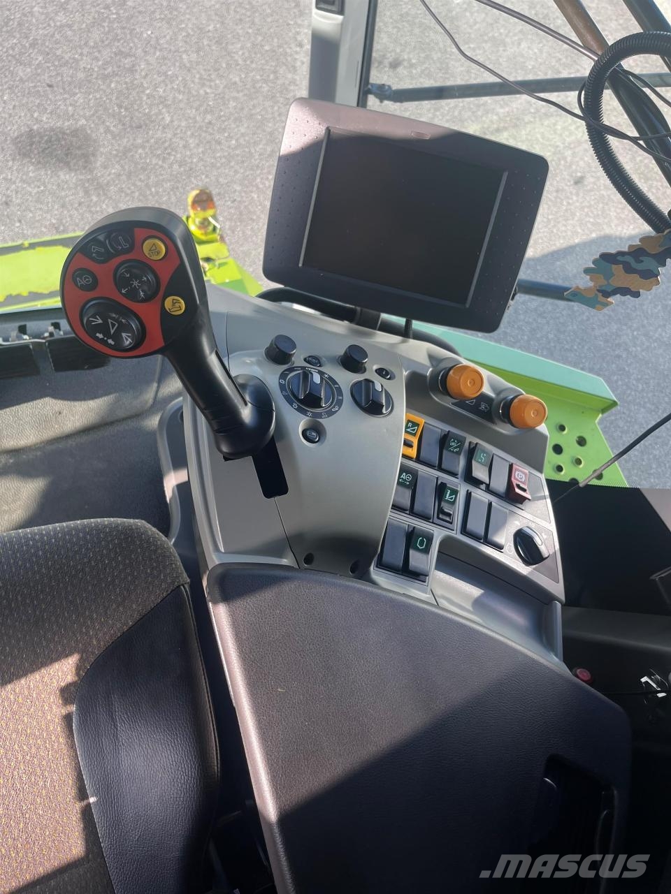 CLAAS Lexion 770 TT 联合收割机