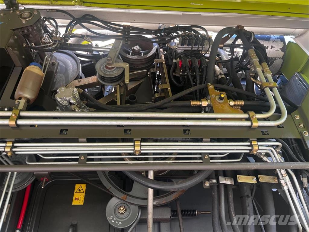 CLAAS Lexion 770 TT 联合收割机