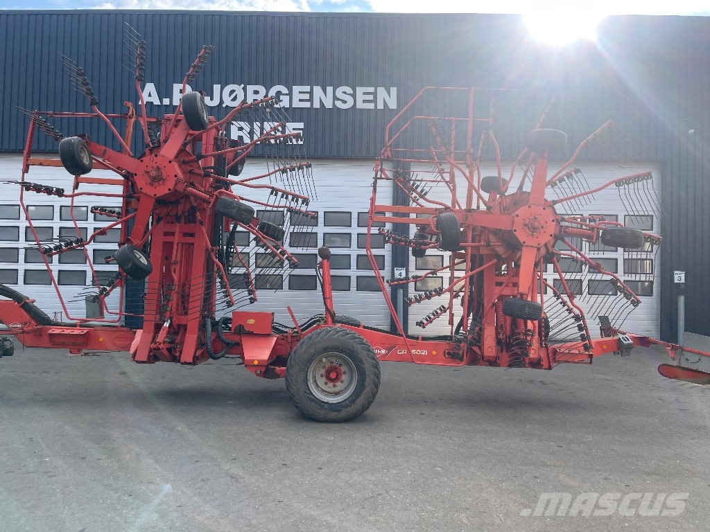 Kuhn GA 15021 Pöyhimet ja haravat