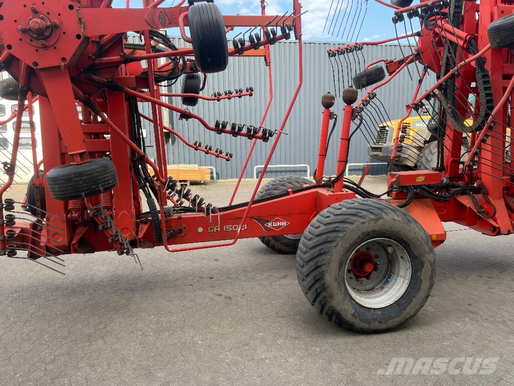 Kuhn GA 15021 Pöyhimet ja haravat