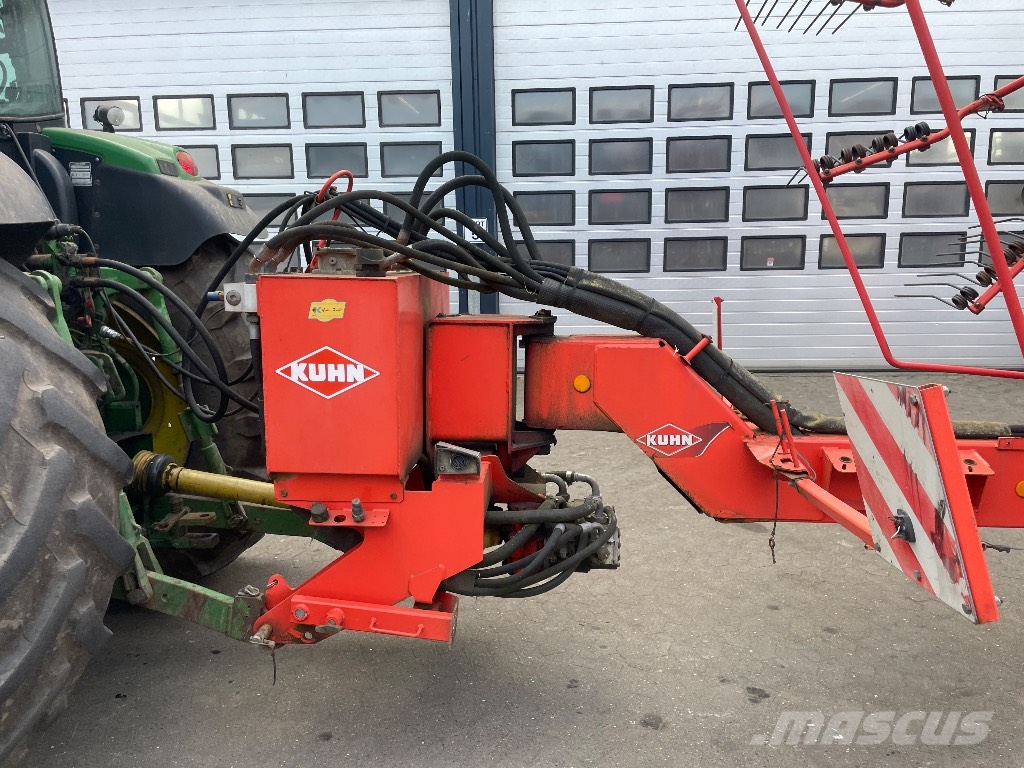 Kuhn GA 15021 Pöyhimet ja haravat