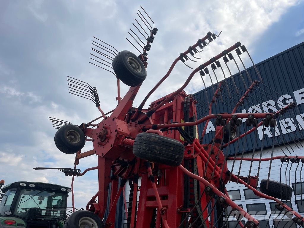 Kuhn GA 15021 Pöyhimet ja haravat