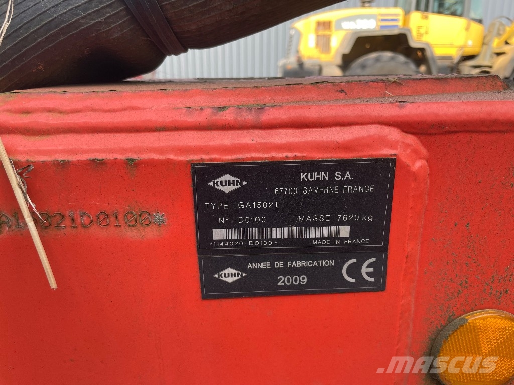 Kuhn GA 15021 Pöyhimet ja haravat