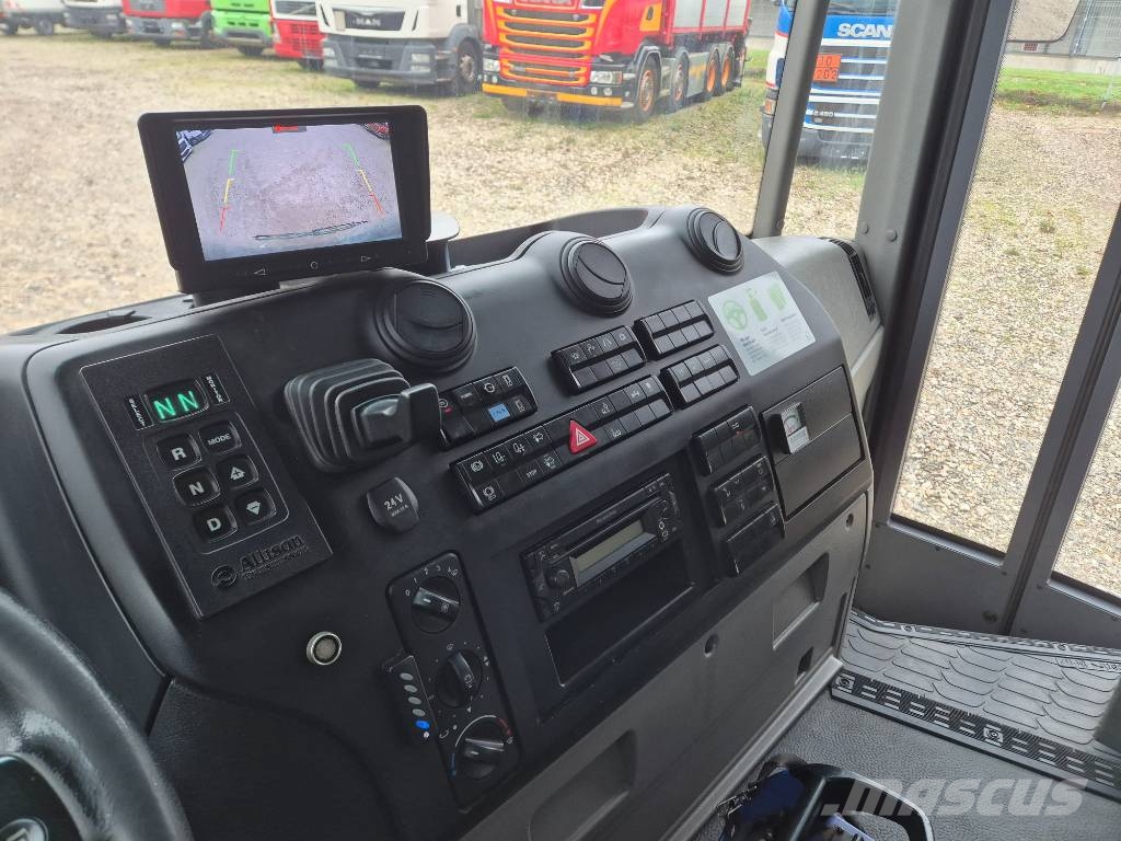 Mercedes Econic 2630 6x2/Hooklift/Generator Rol kiper kamioni sa kukom za podizanje tereta