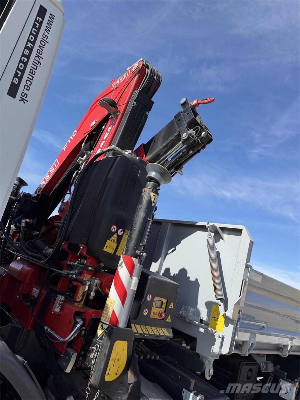 Iveco Iný model VIN 597 Kamioni sa kranom