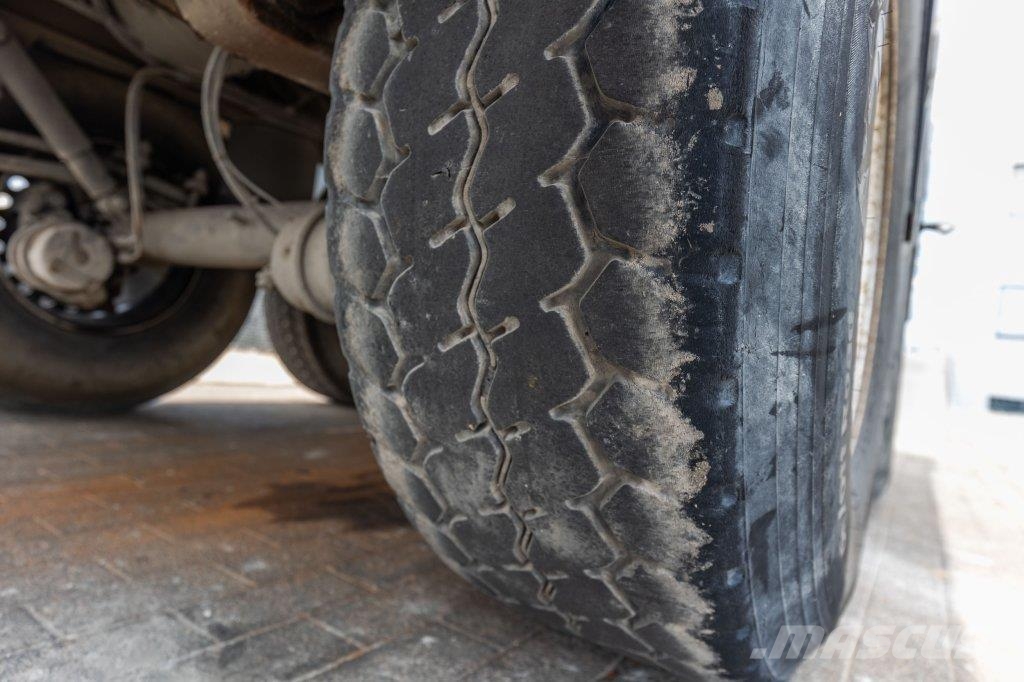 MOL KS85/20T/37ST -HARDOX - HYDR. DEUR Semirremolques de volteo