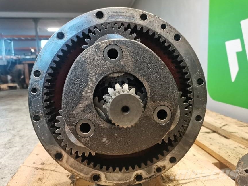 Deutz-Fahr Agroplus 100 {445.4410.0 10 reducer 傳動裝置