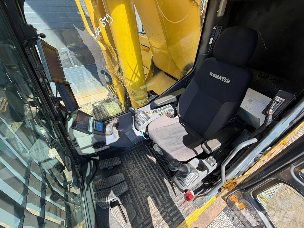 Komatsu PC490HRD-10 - 28m Demolition Boom Гусеничные экскаваторы