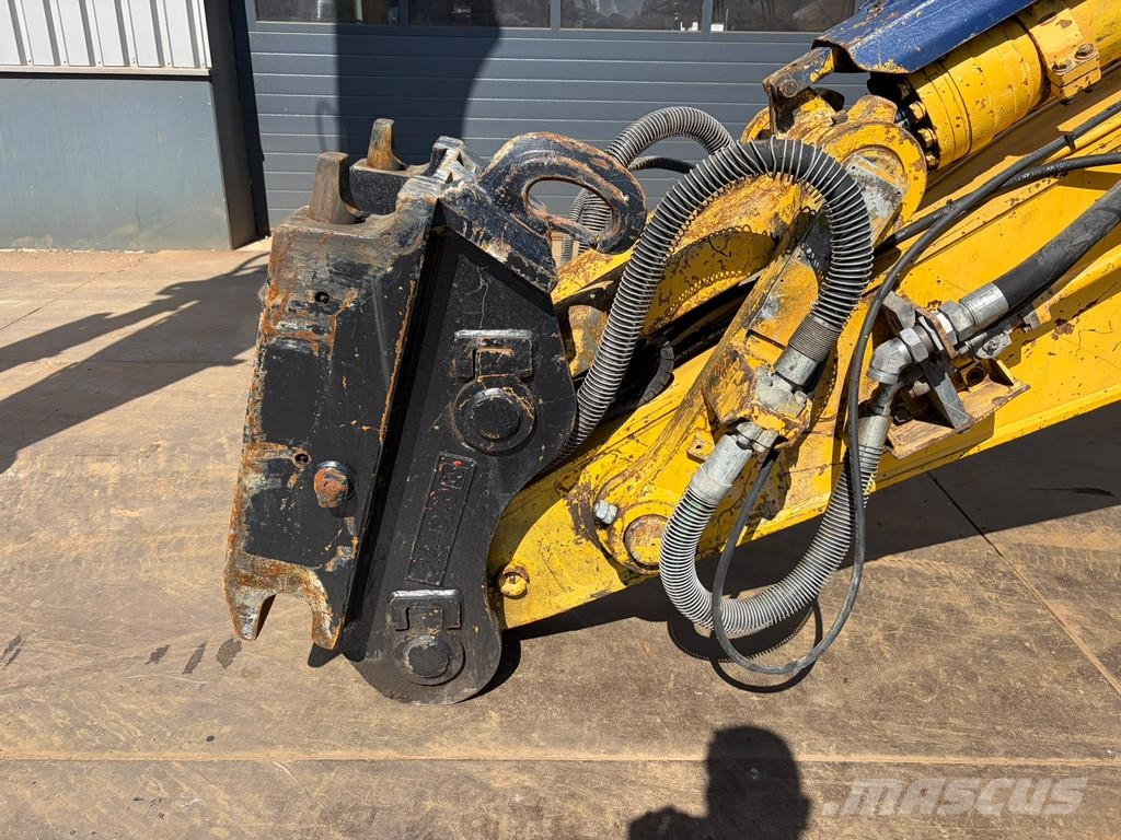Komatsu PC490HRD-10 - 28m Demolition Boom Гусеничные экскаваторы