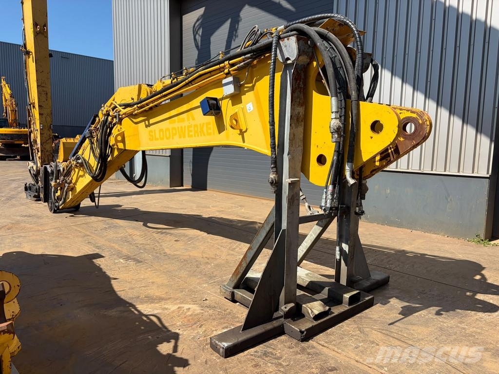 Komatsu PC490HRD-10 - 28m Demolition Boom Escavatori cingolati