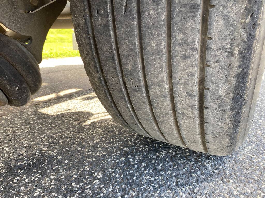 AMT KO360 3 akslet overføringskærre 6.600 mm Prikabinama priekaba