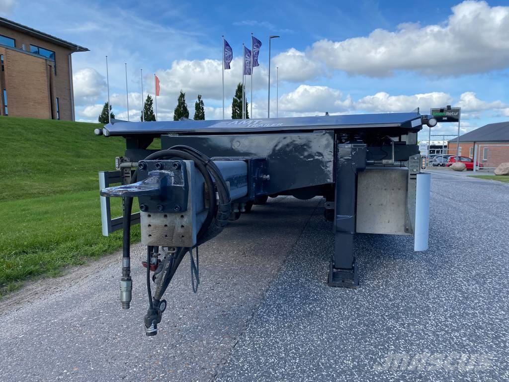 AMT KO360 3 akslet overføringskærre 6.600 mm Prikabinama priekaba
