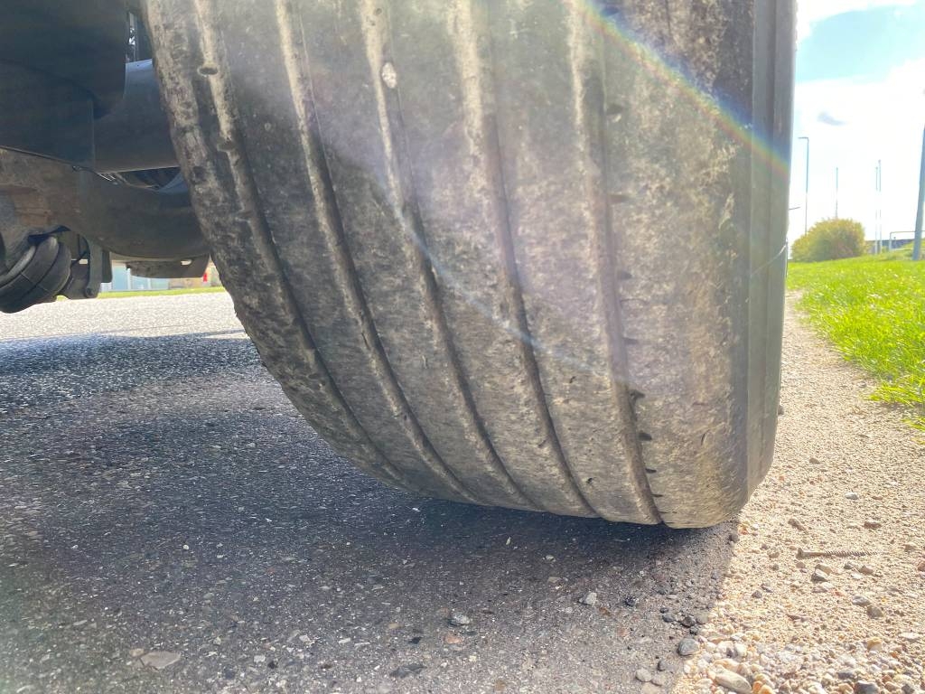 AMT KO360 3 akslet overføringskærre 6.600 mm Prikabinama priekaba