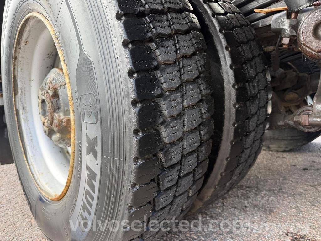 Scania R-serie 770 Euro 6 8x4 rautajousinen puuauto 2023 Puuautot