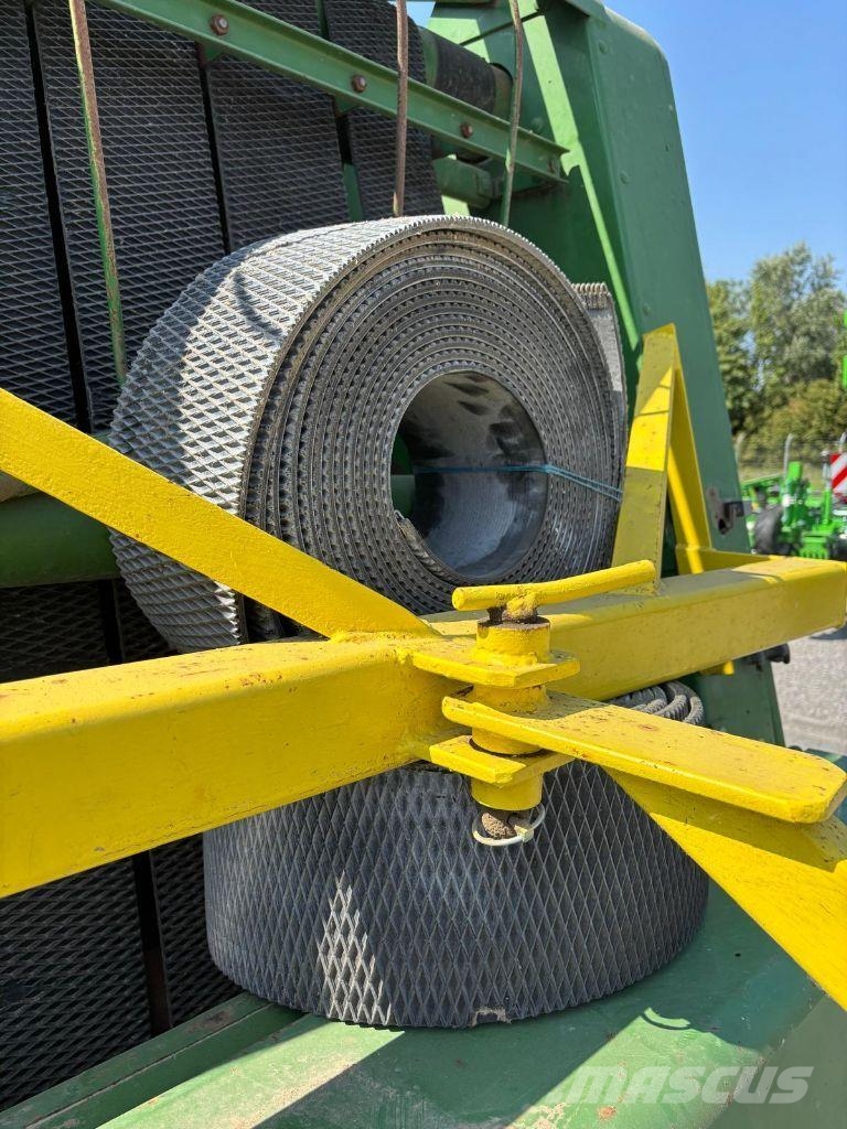 John Deere 550 Prese/balirke za rolo bale