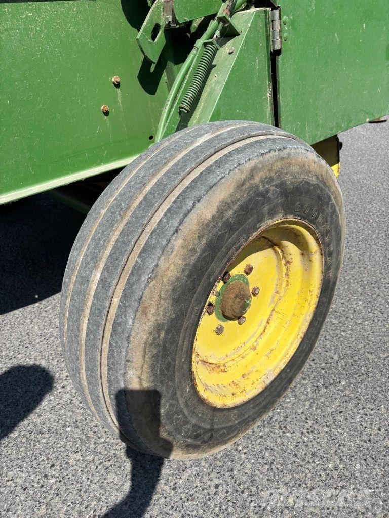 John Deere 550 Pyöröpaalaimet