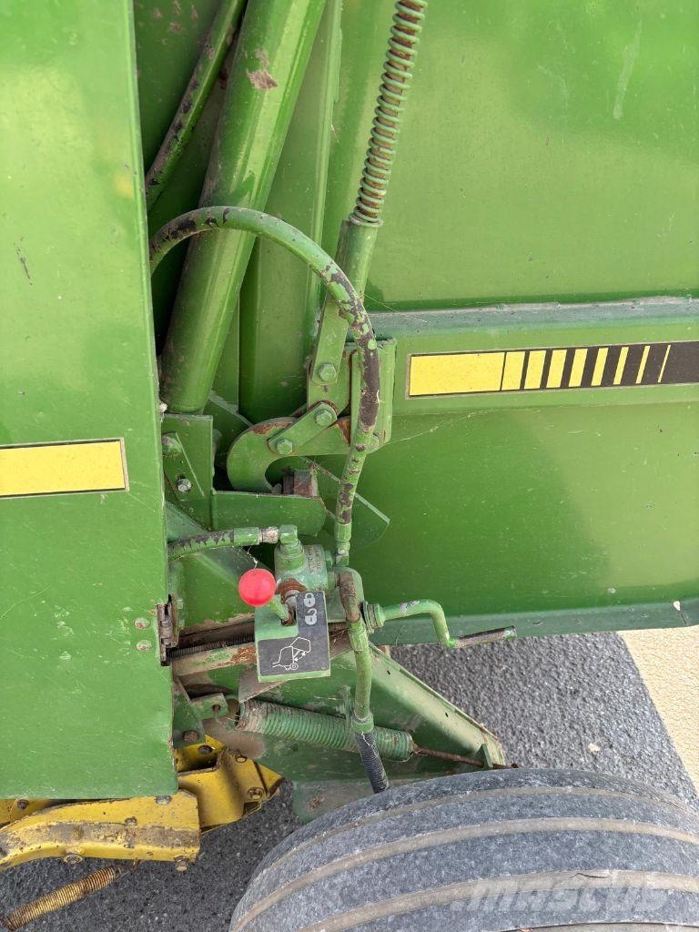 John Deere 550 Empacadoras circular