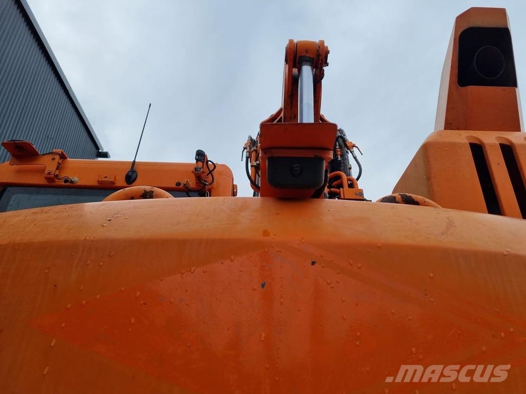 Volvo ECR 145 DL Kamera Kāpurķēžu ekskavatori