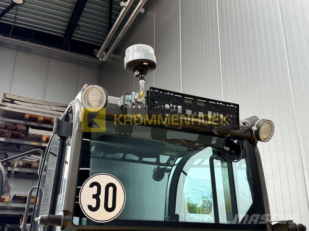 Kramer 5050 لوادر بعجل