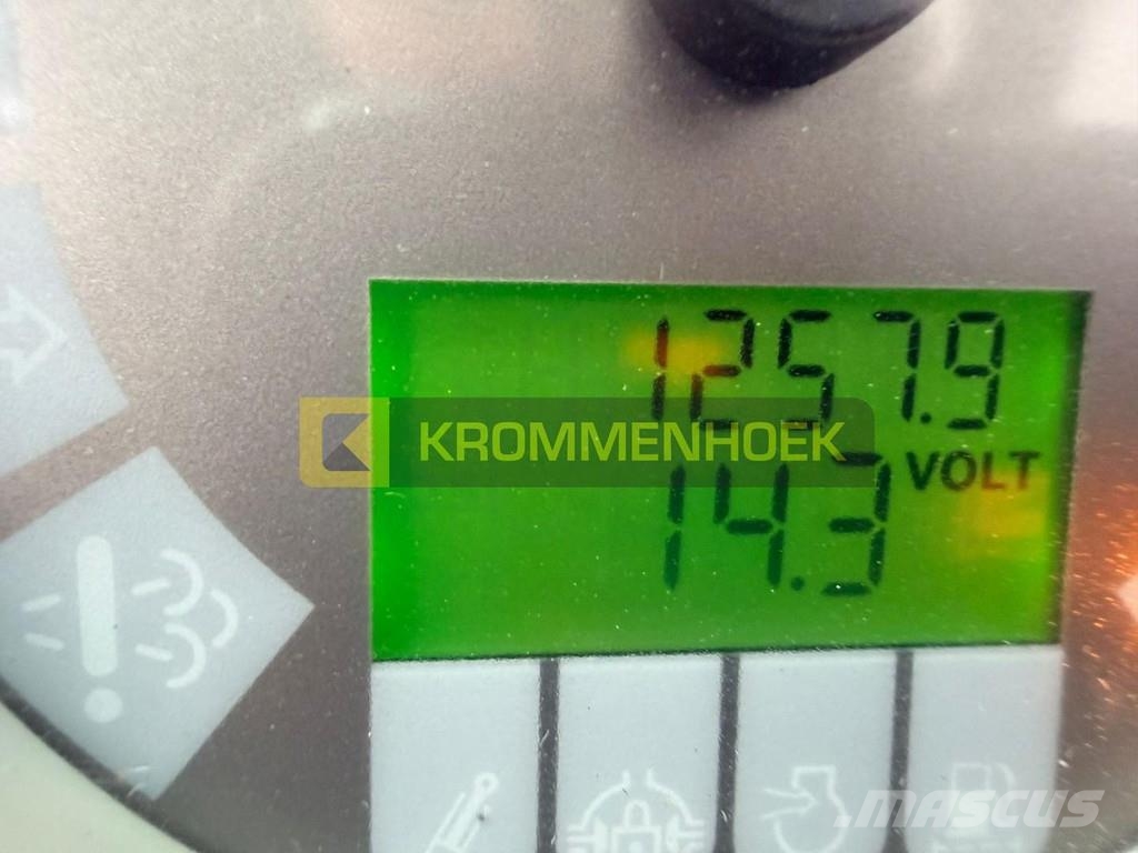 Kramer 5050 لوادر بعجل