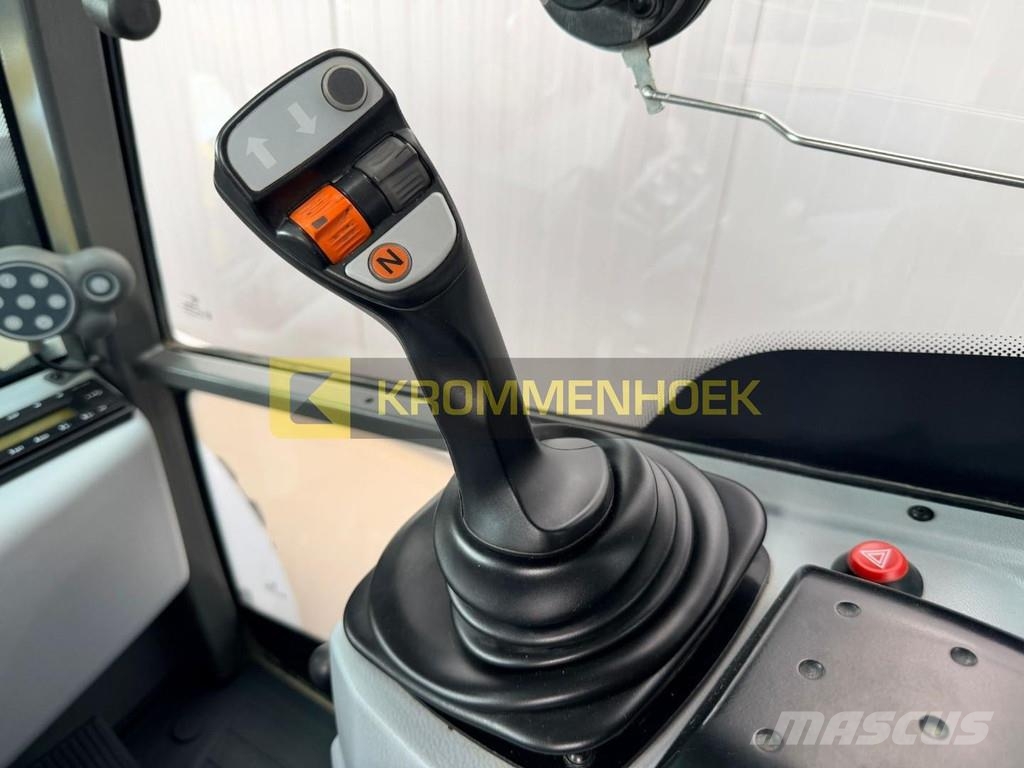 Kramer 5050 لوادر بعجل
