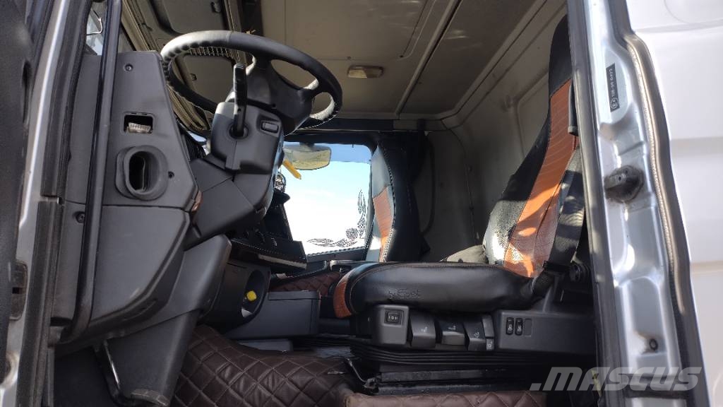 Scania R500 8x2 vl-laite+nosturipeti 30-40tn nosturille Camiones desmontables