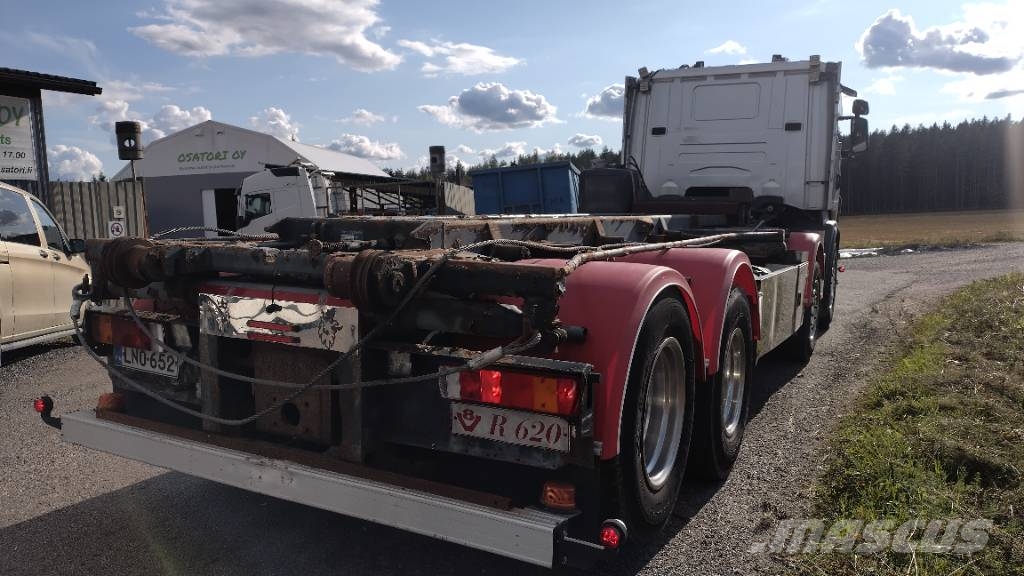 Scania R500 8x2 vl-laite+nosturipeti 30-40tn nosturille Camiones desmontables
