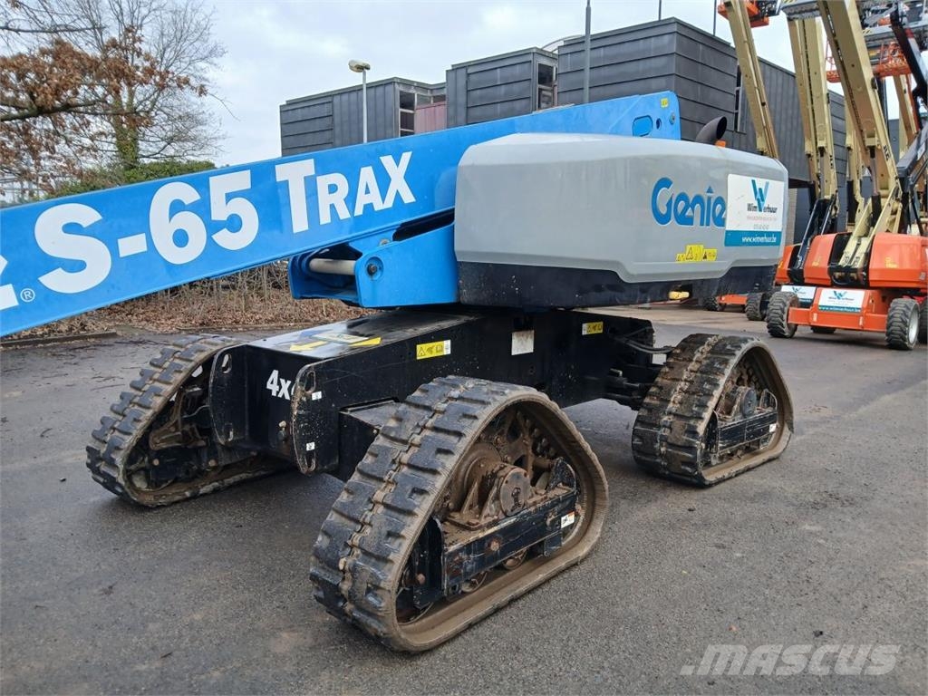 Genie S-65 TRAX (2745) Zglobne dvižne ploščadi