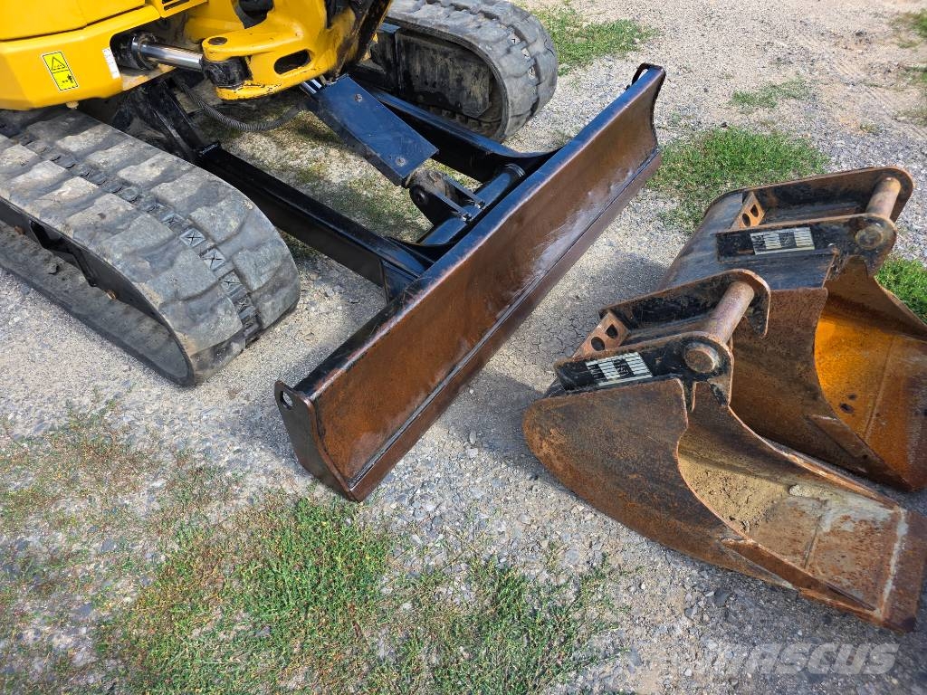 CAT 305.5 E CR Mini ekskavatori < 7 t