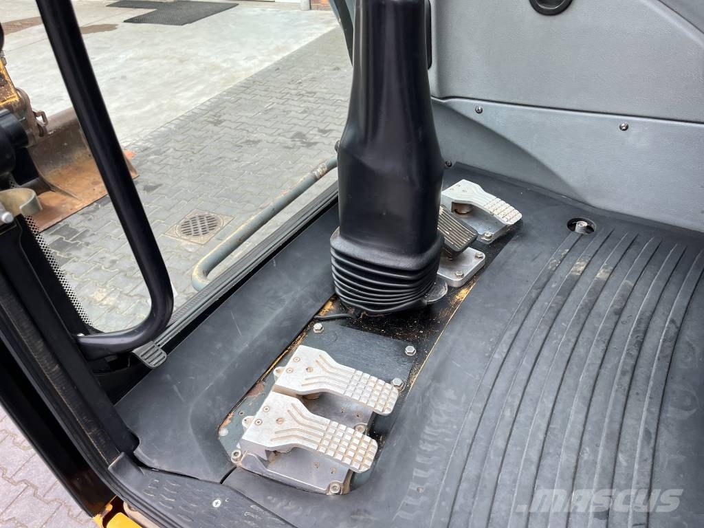 Liebherr A 910 Comp Excavadoras de ruedas