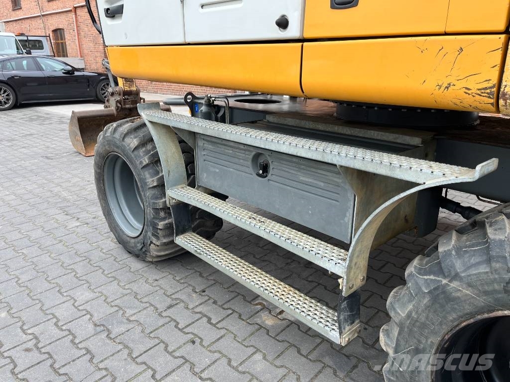 Liebherr A 910 Comp Excavadoras de ruedas