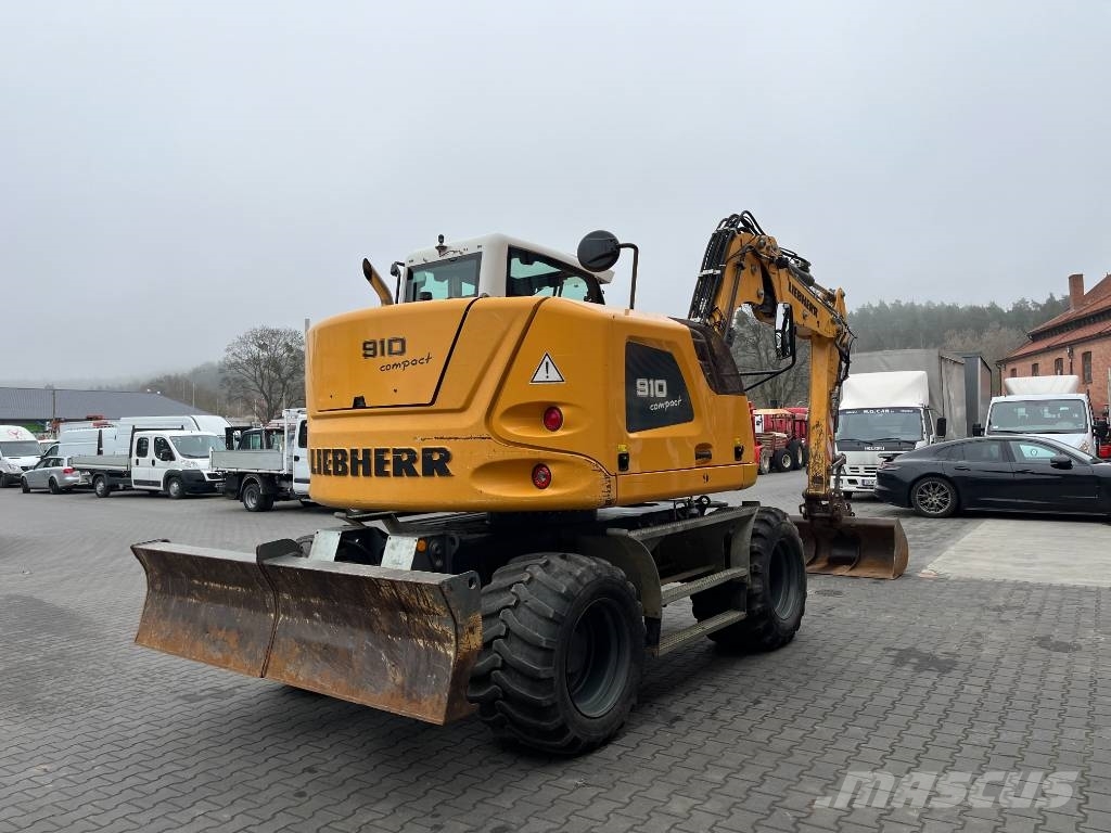 Liebherr A 910 Comp Excavadoras de ruedas