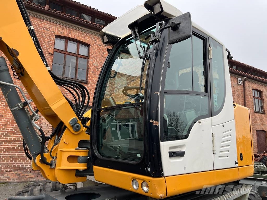 Liebherr A 910 Comp Excavadoras de ruedas