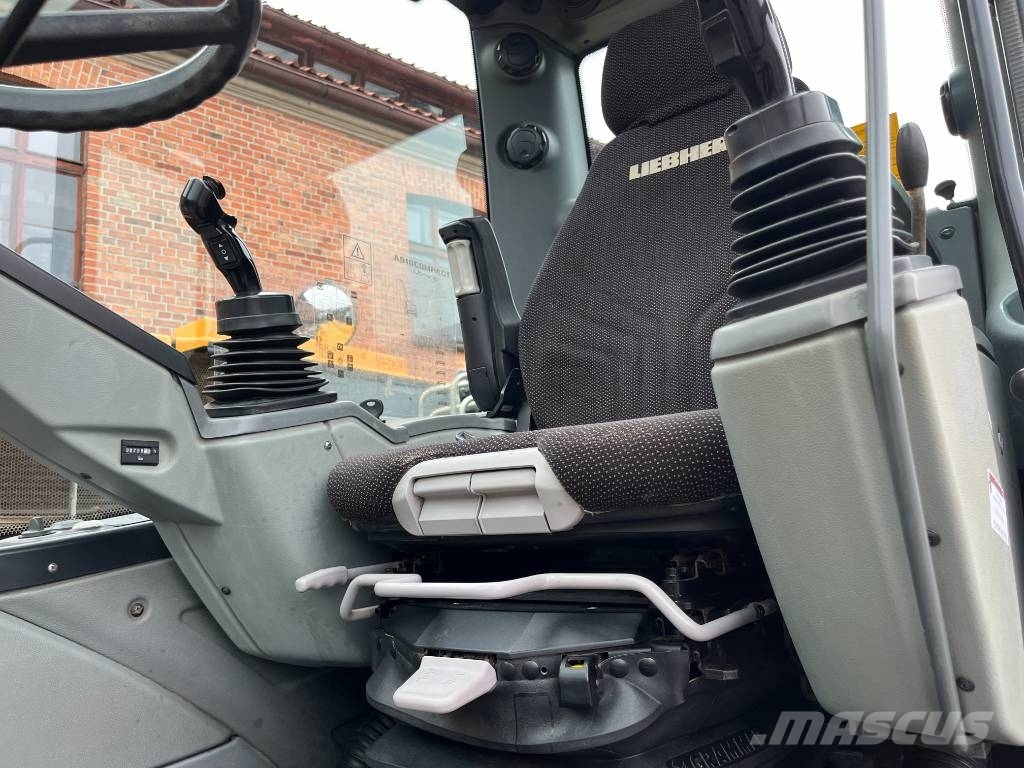 Liebherr A 910 Comp Excavadoras de ruedas