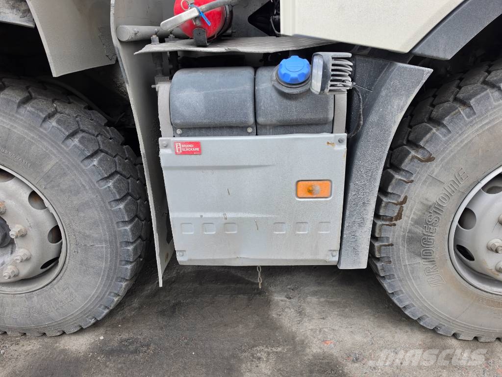 Volvo FH 16 750 自卸式货车
