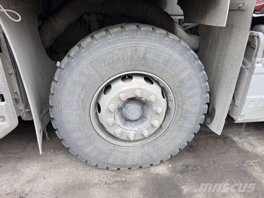 Volvo FH 16 750 自卸式货车