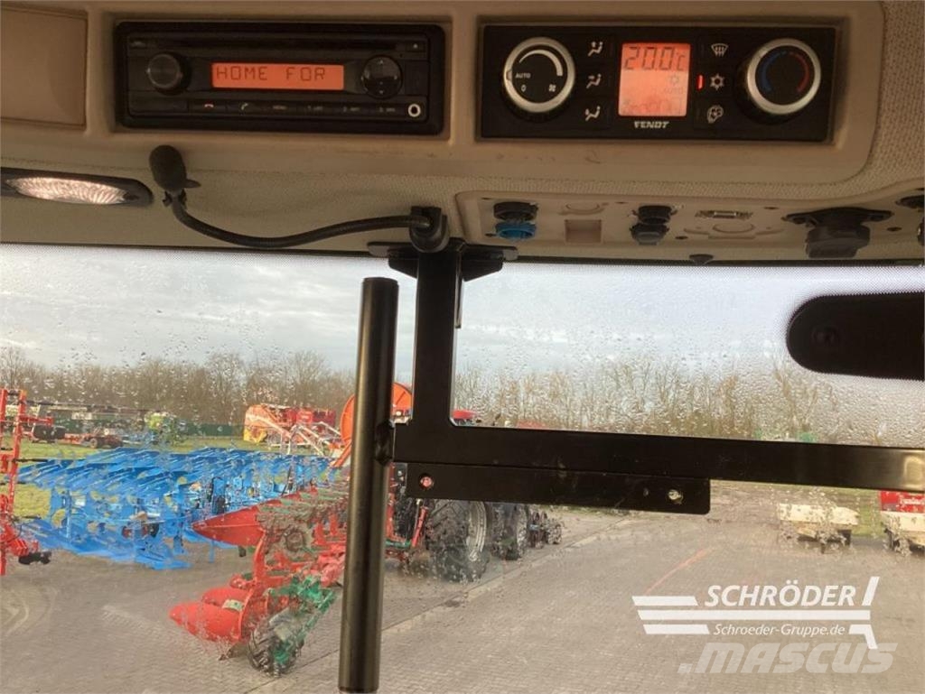 Fendt 718 VARIO S4 PROFI PLUS Ciągniki rolnicze
