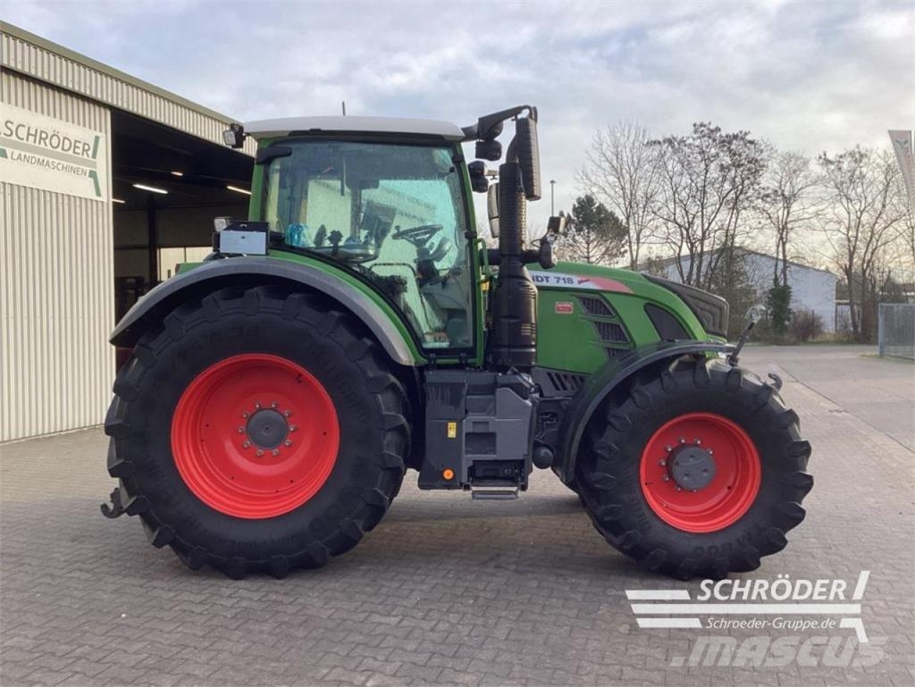 Fendt 718 VARIO S4 PROFI PLUS Ciągniki rolnicze