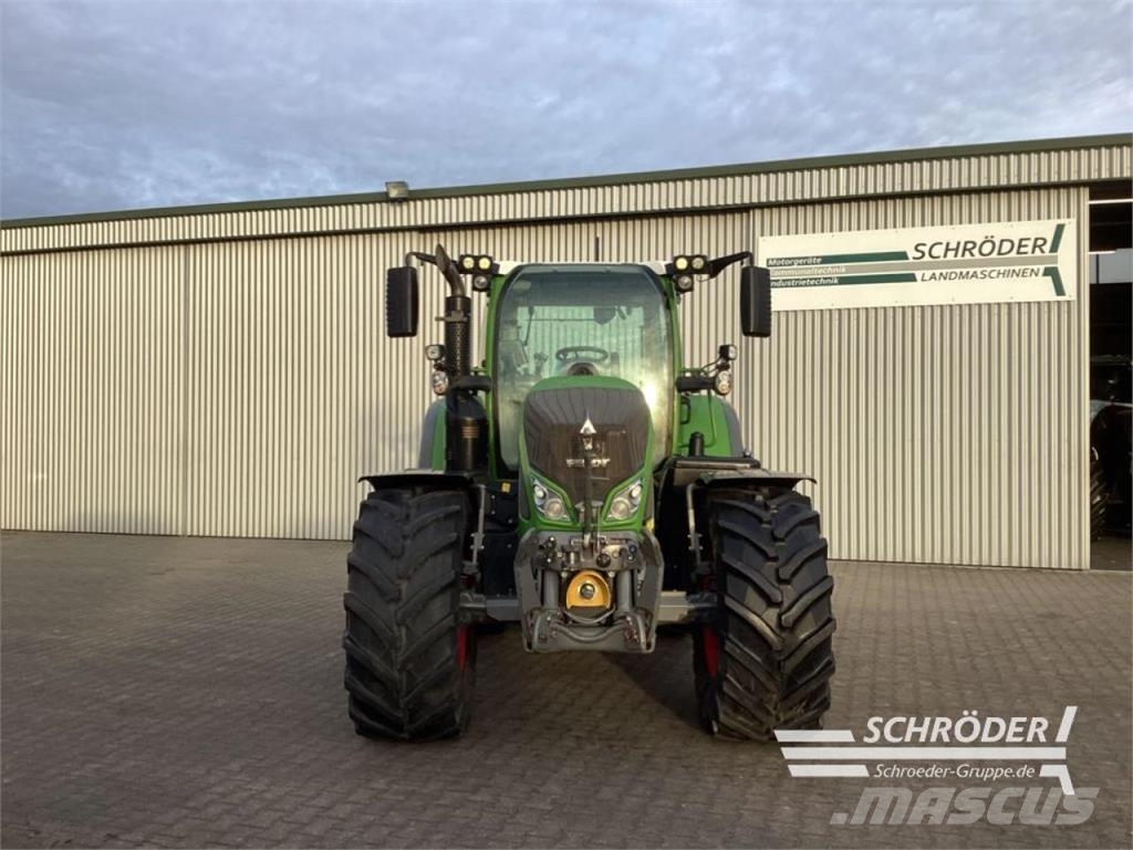 Fendt 718 VARIO S4 PROFI PLUS Ciągniki rolnicze