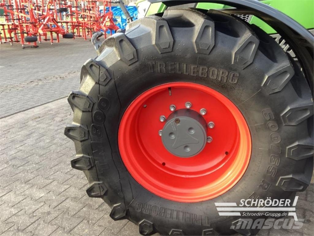 Fendt 718 VARIO S4 PROFI PLUS Ciągniki rolnicze