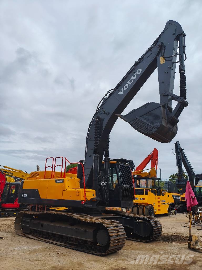Volvo EC 380 D L Bageri gusjeničari
