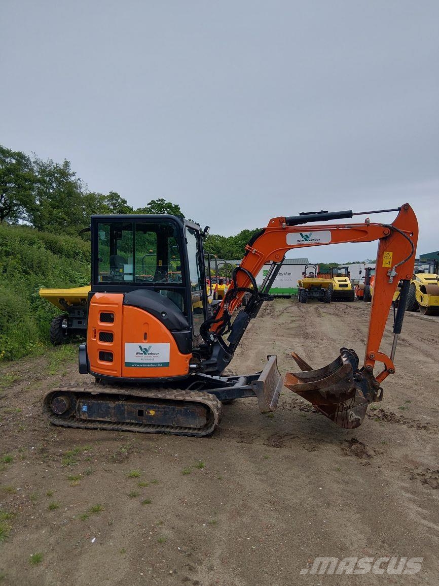 Hitachi ZX33U-6 (7788) Mini kotrók < 7t
