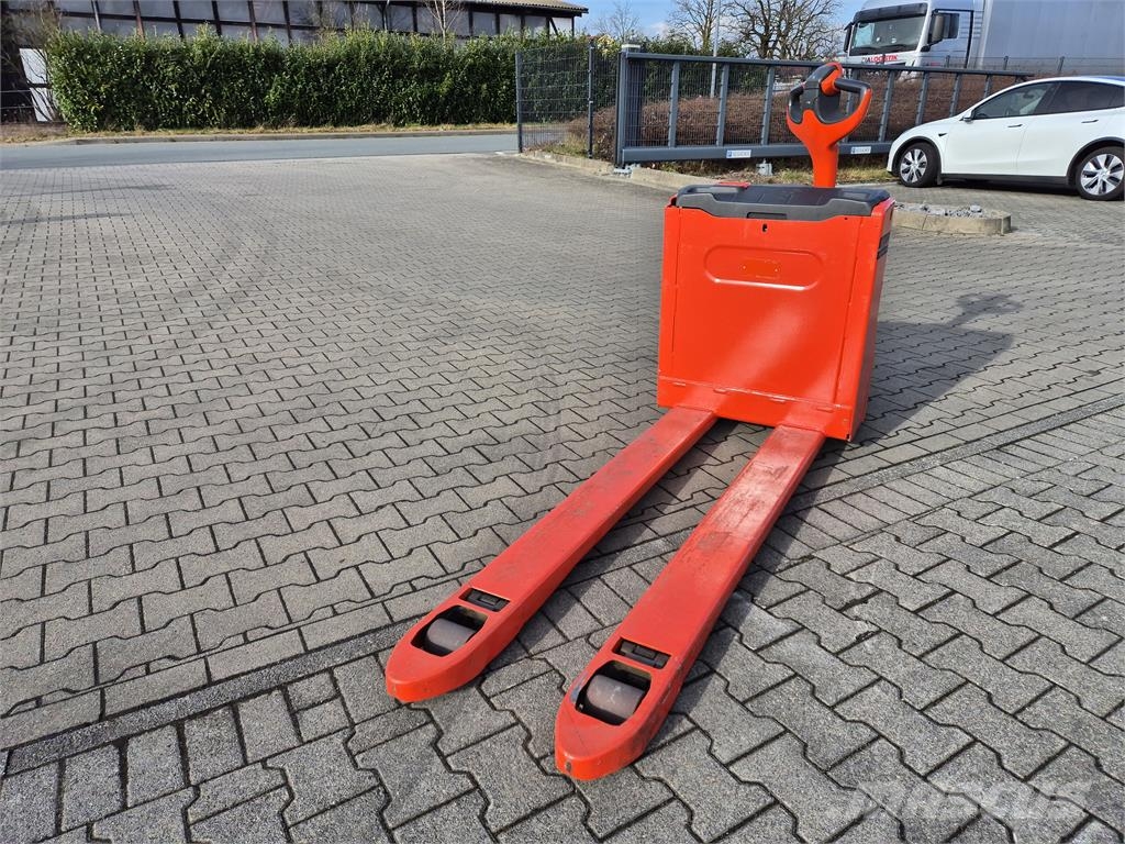 Linde T16 1700mm / Batterie NEU Deichselstapler