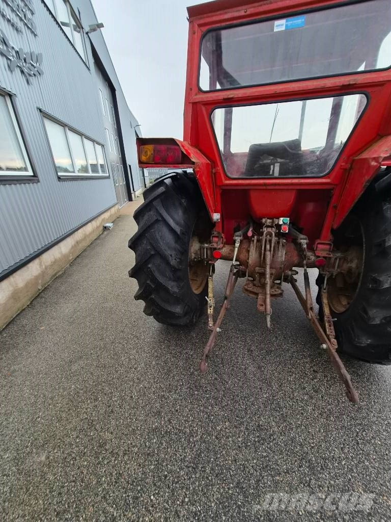 Massey Ferguson 165 Traktori