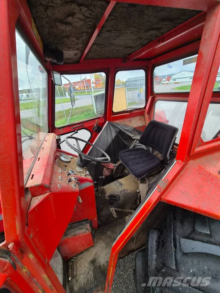 Massey Ferguson 165 Traktori