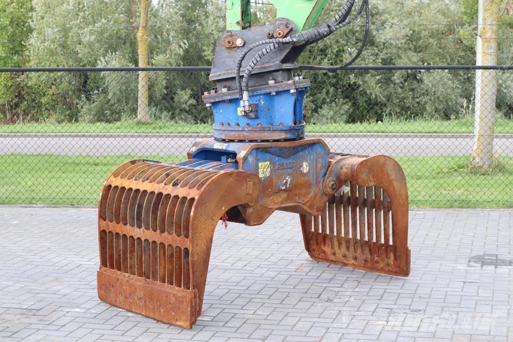 Sennebogen 818 ME | SORTING GRAB | BLADE + OUTRIGGERS Ostale poljoprivredne mašine