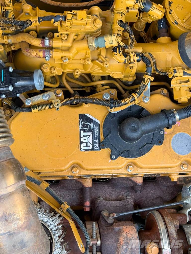 CAT 320 FL // BJ. 2017 / 13256H/Klima/SW/3 Löffel Rupsgraafmachines